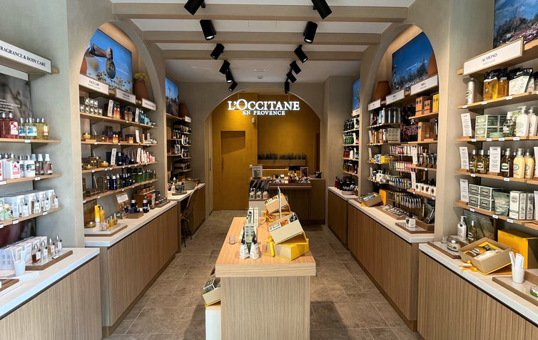 vres-ena-katastima-logoi-gia-na-agoraseis-apo-fysiko-katastima